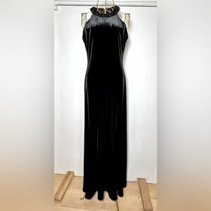 Alex Evenings Black Long Velvet Dress with Beaded Collar & Back Zipper, L (14)